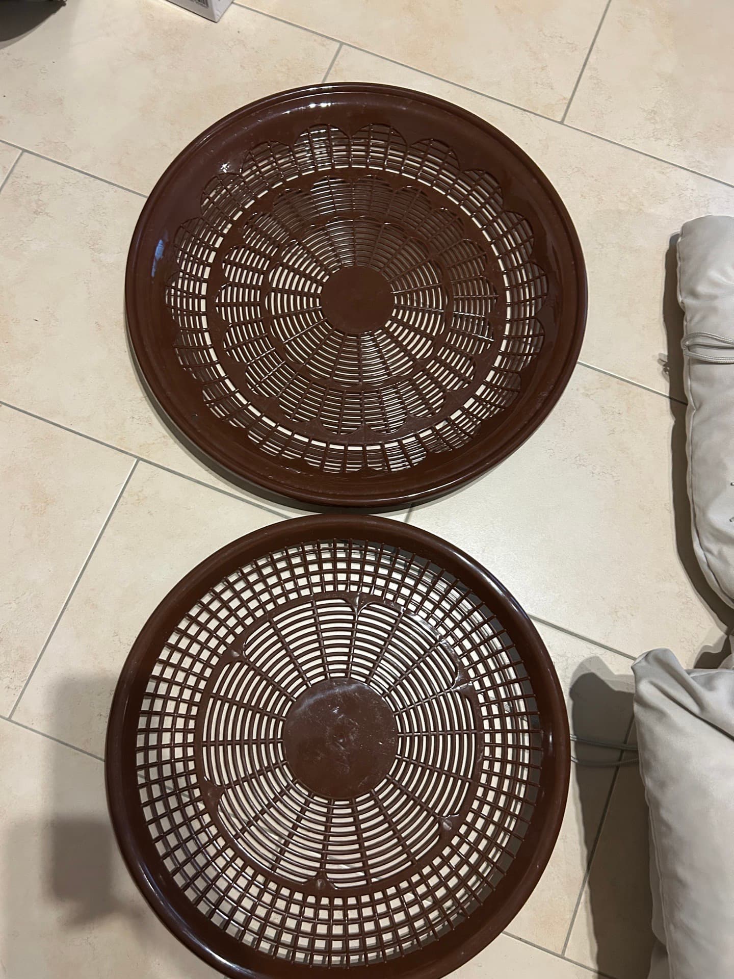 김장용 소쿠리 두개