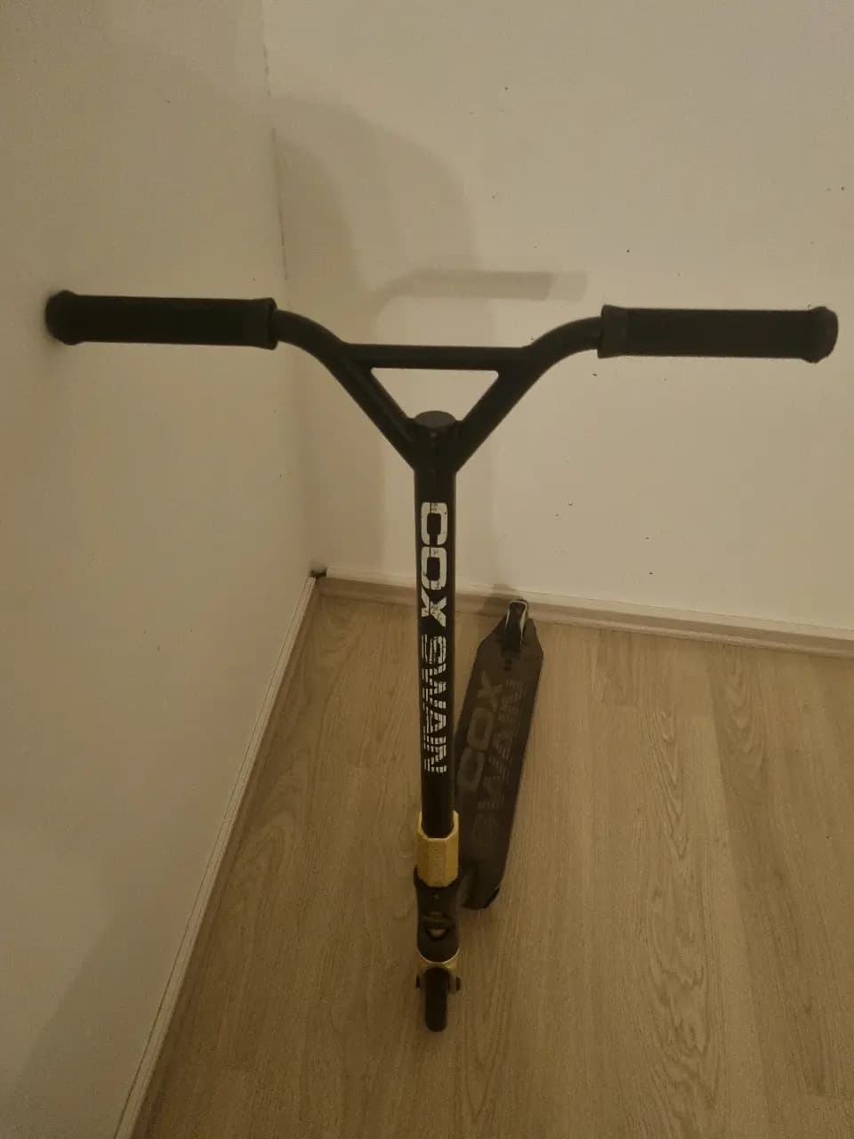 Cox Swain stunt scooter