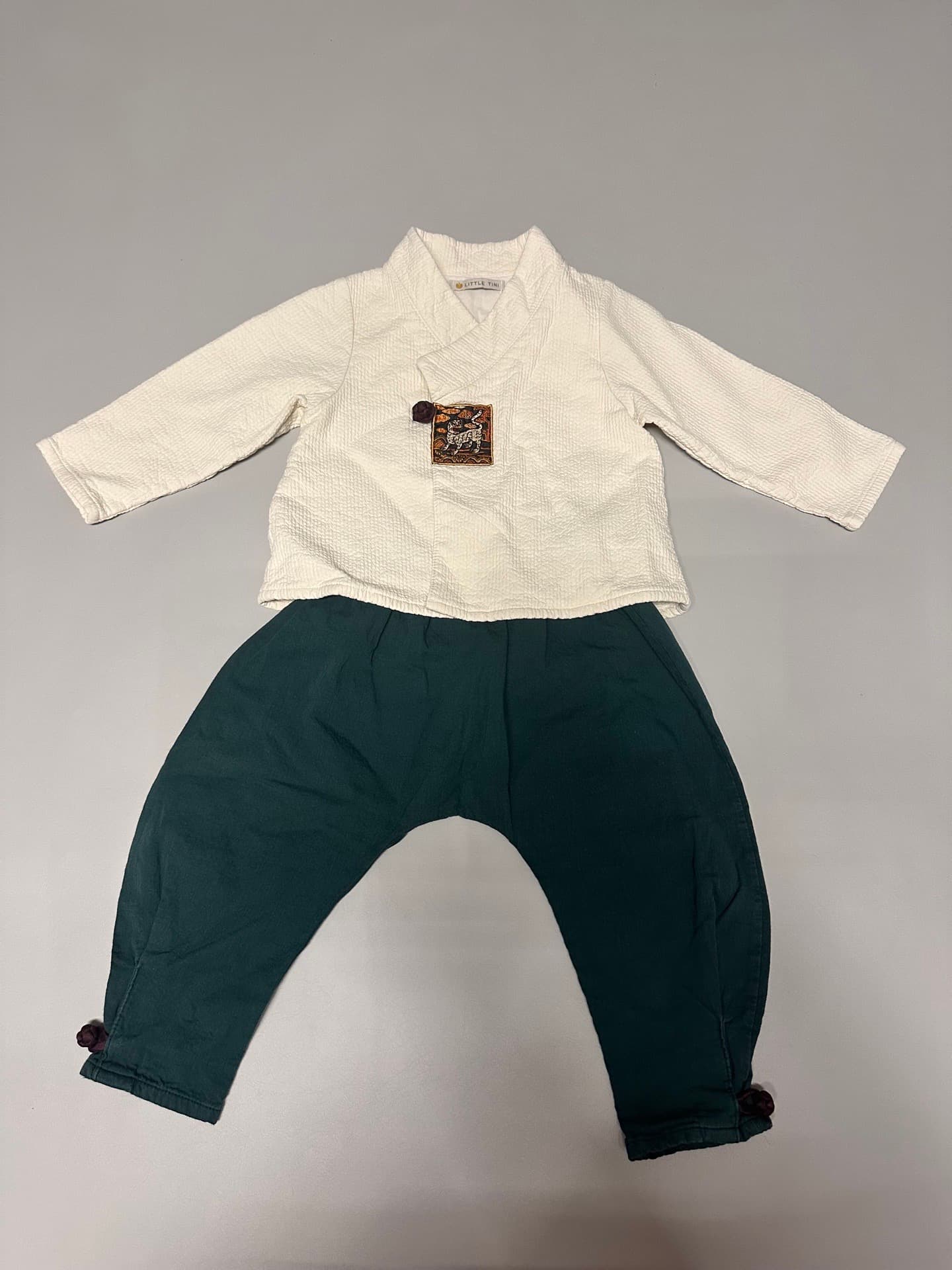 유아 개량한복(한국 90사이즈)