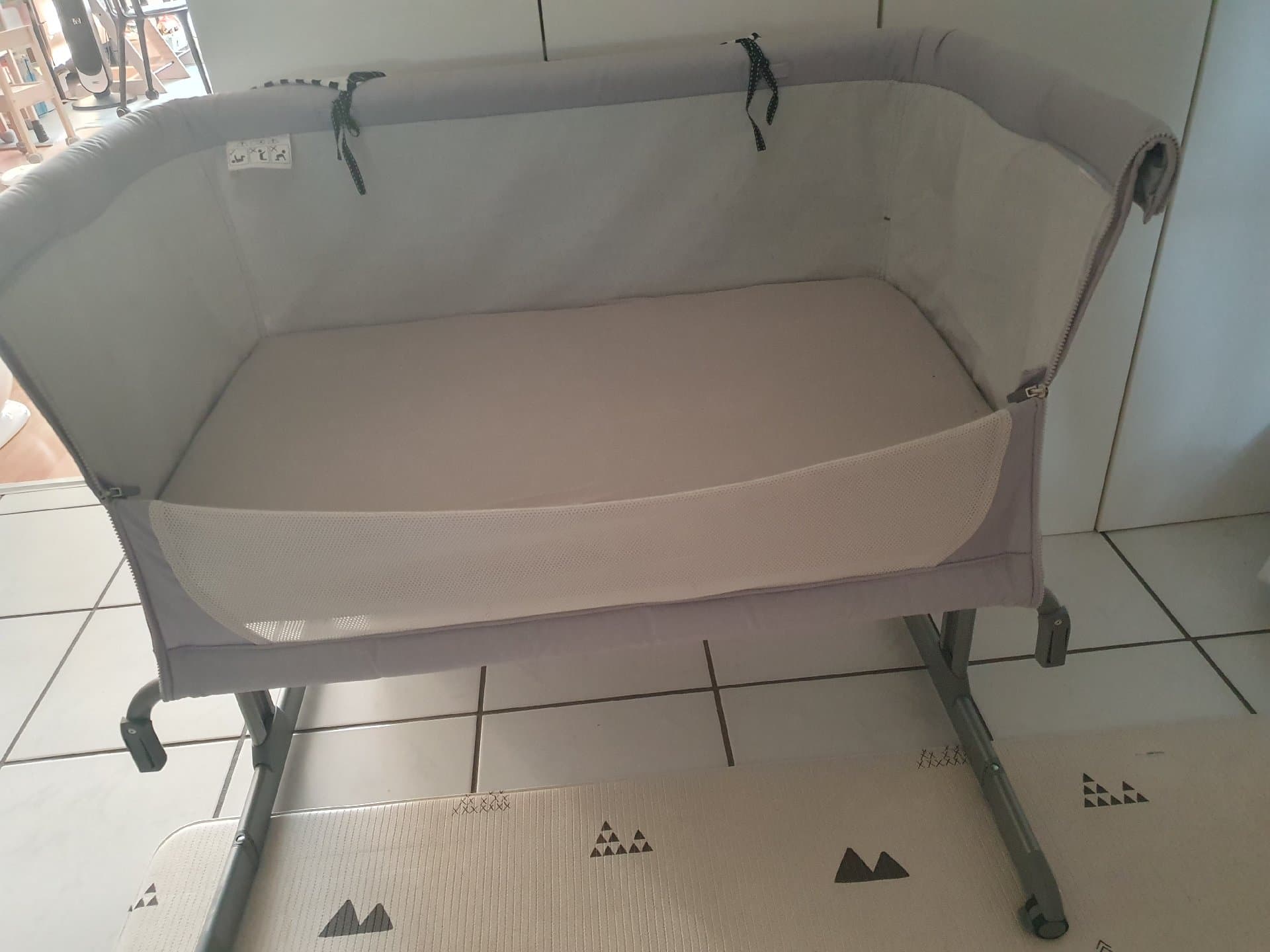 CHICCO 아기 침대