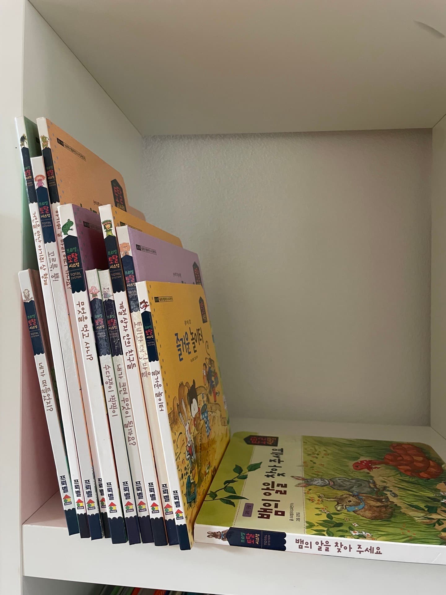 https://resource-prod.urikiri.xyz/uploads/646111e0b162e026689b44dd/20260517_163811_459ae52bc86f4b5f667d96a91e87c319_df5a148c0fcd496988c06a594b6e3920.jpeg