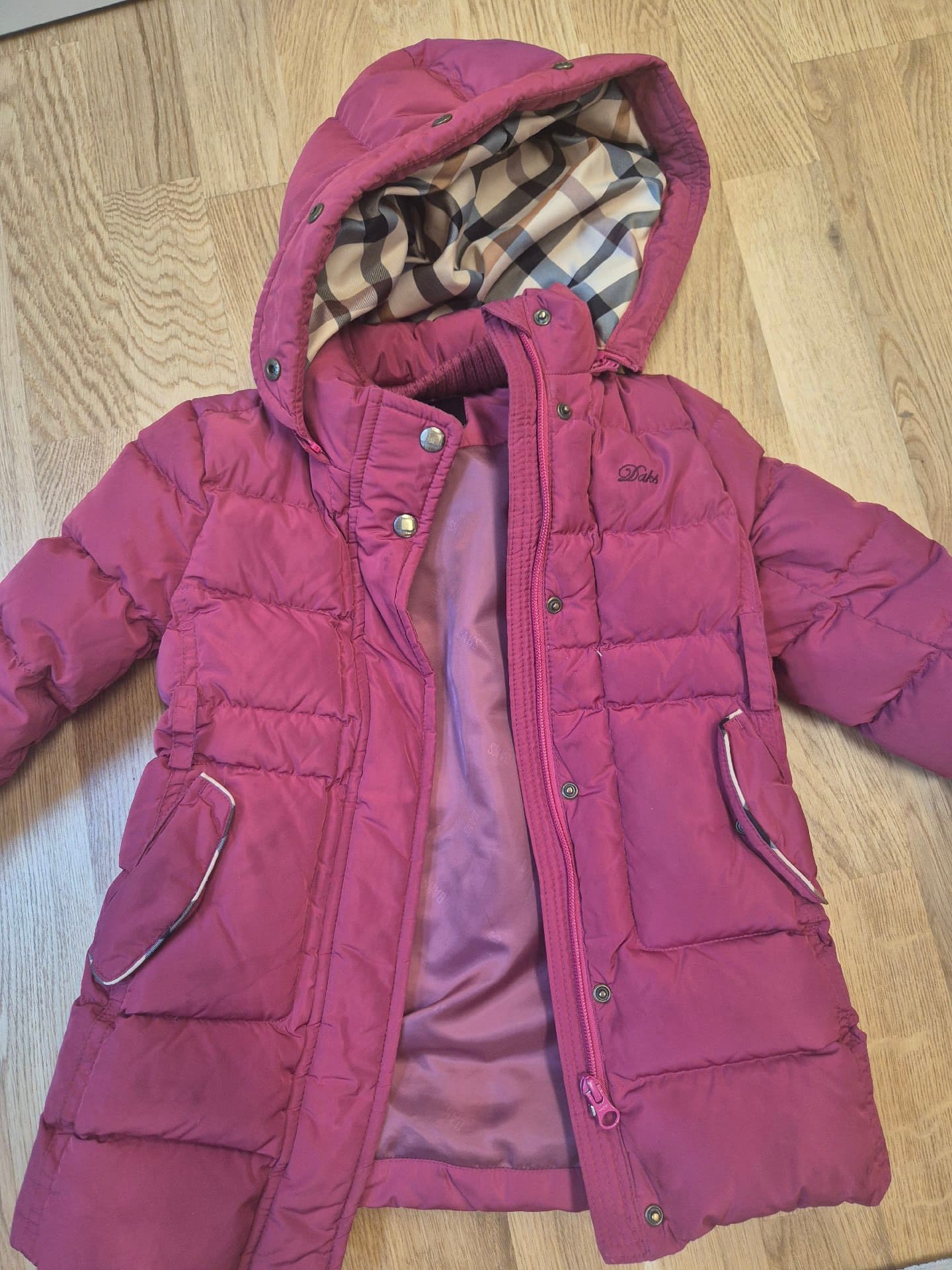 여아 옷 입니다