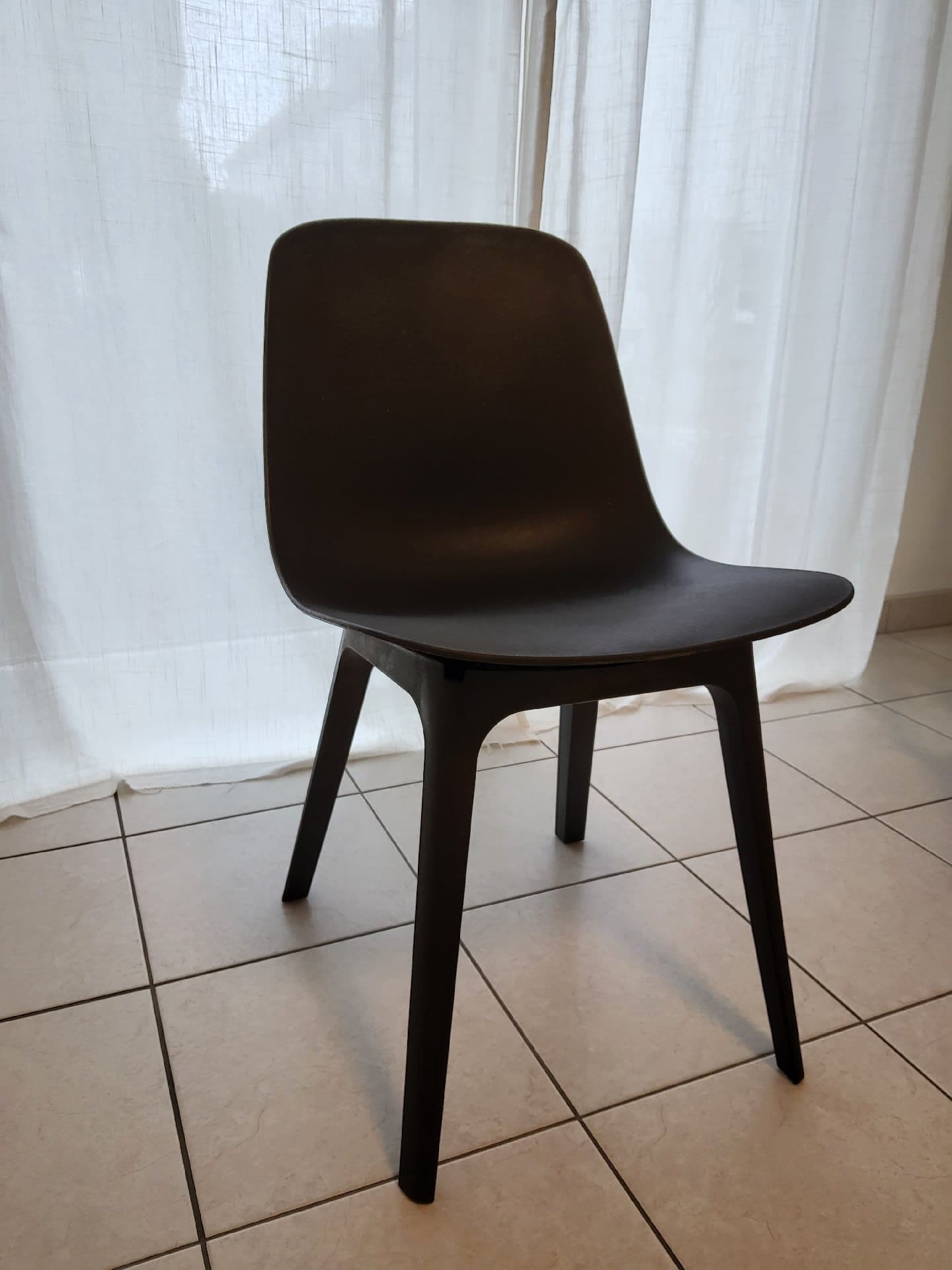 이케아 ODGER 식탁의자