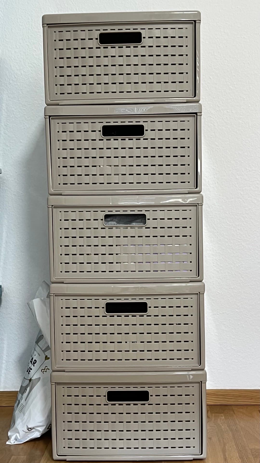 https://resource-prod.urikiri.xyz/uploads/64fda8ac6490c1a94865c45e/20260607_123522_75e59e679f0c276585d5e9d577f33b4d_be9731ab761643ba9463a416ea413fc5.jpeg