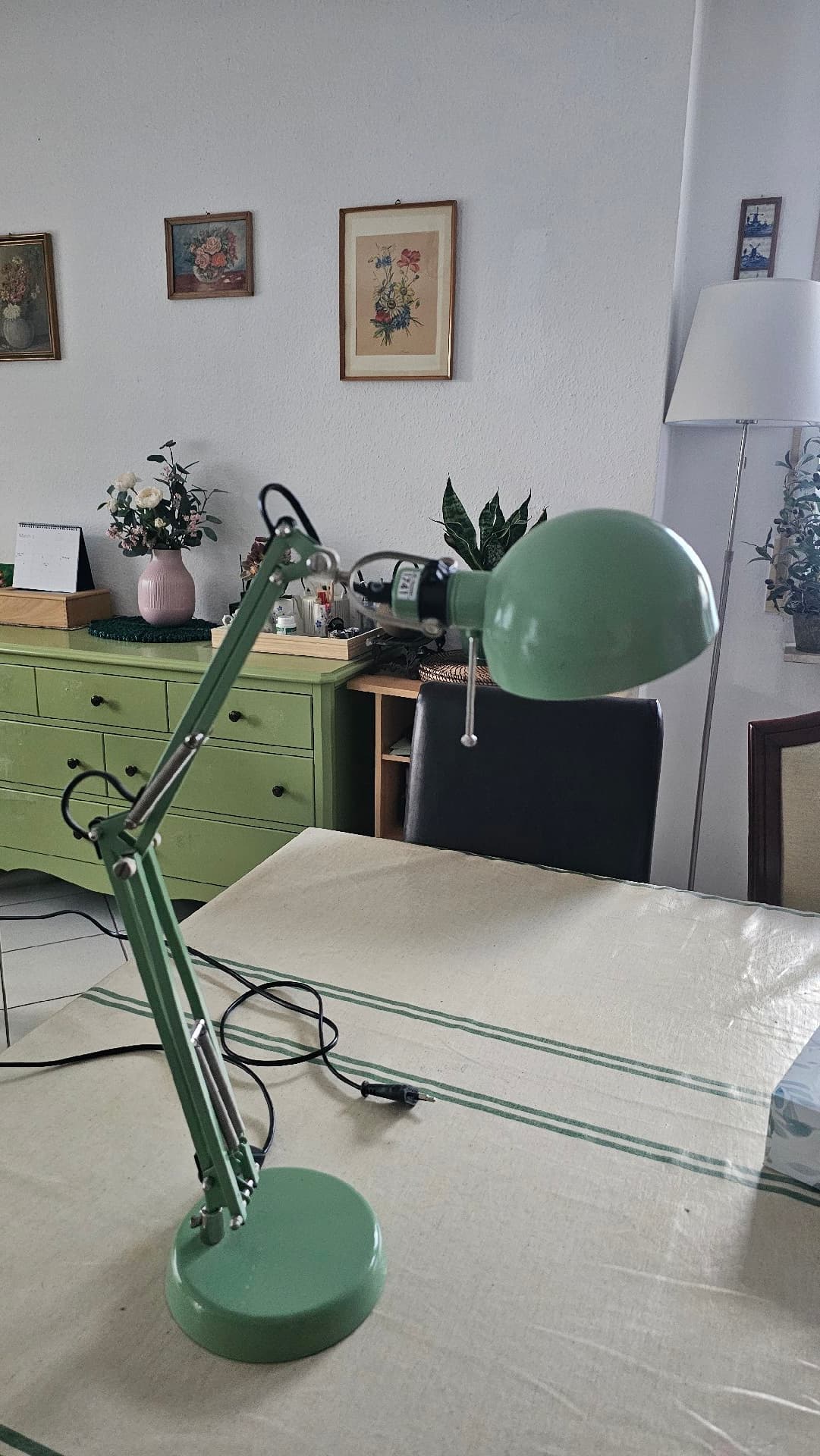 이케아 책상용 스텐드 등