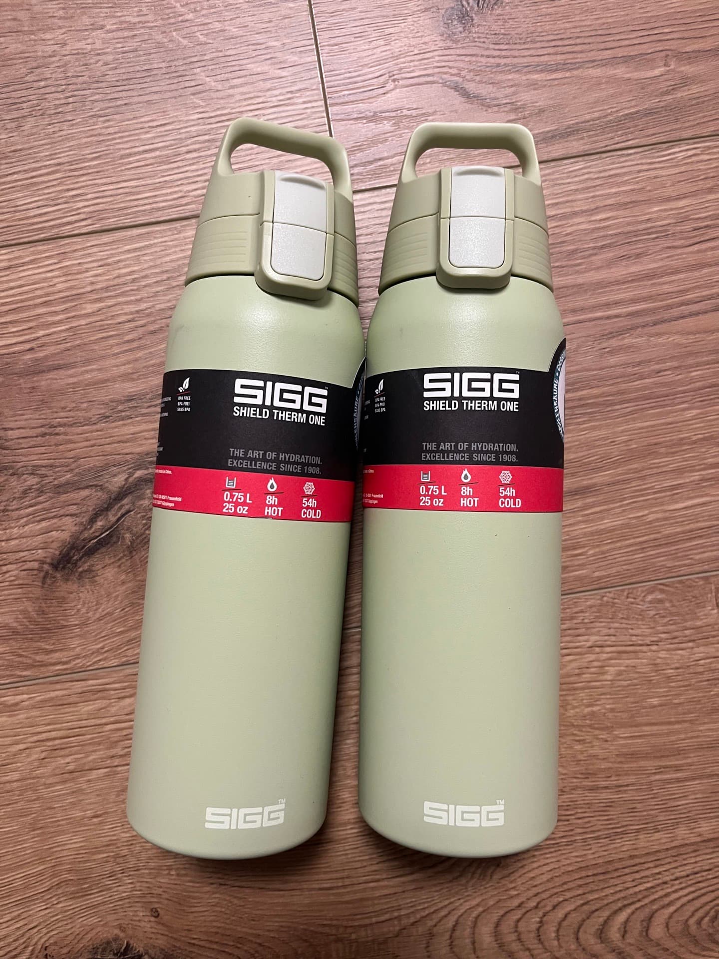 SIGG 스텐 보냉 물통 (새 상품)