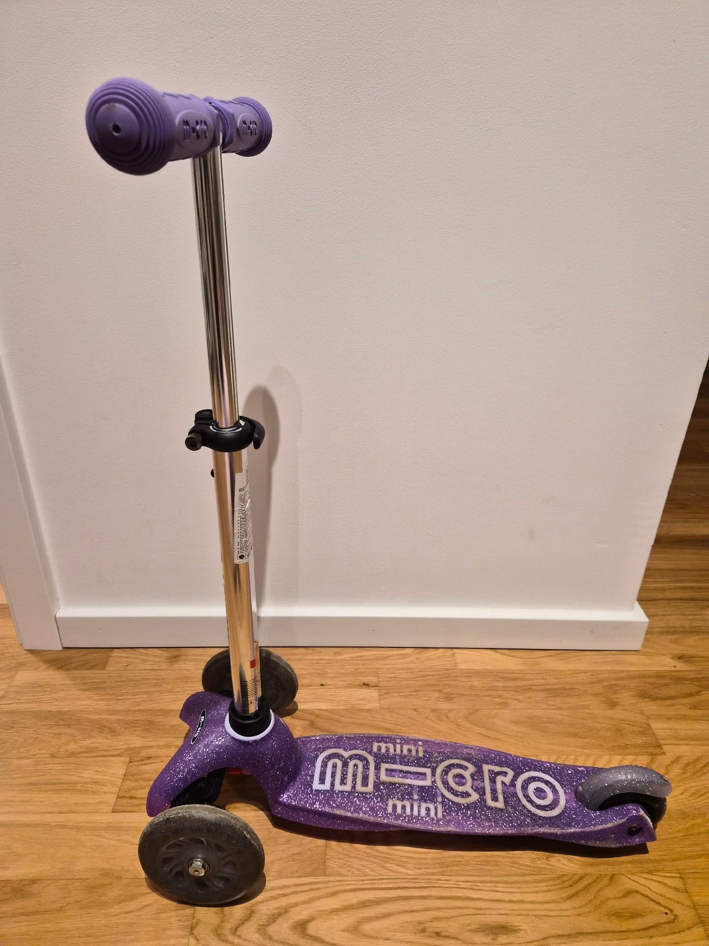 마이크로 미니 킥보드