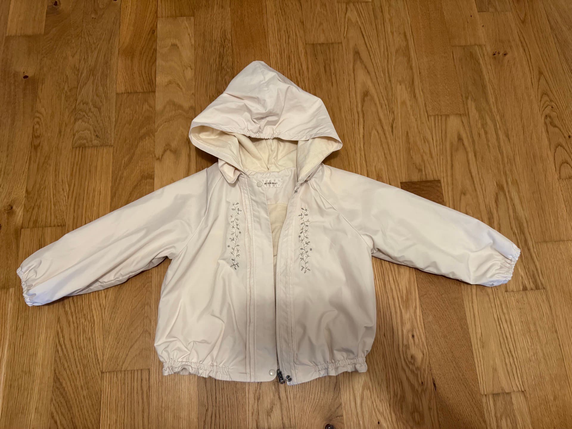 밍크뮤 여아 바람막이 3Y